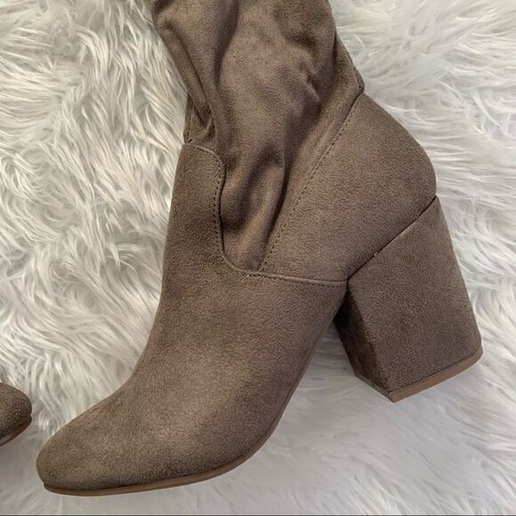 Bar III Gabrie Tall Boot - Picture 3 of 7